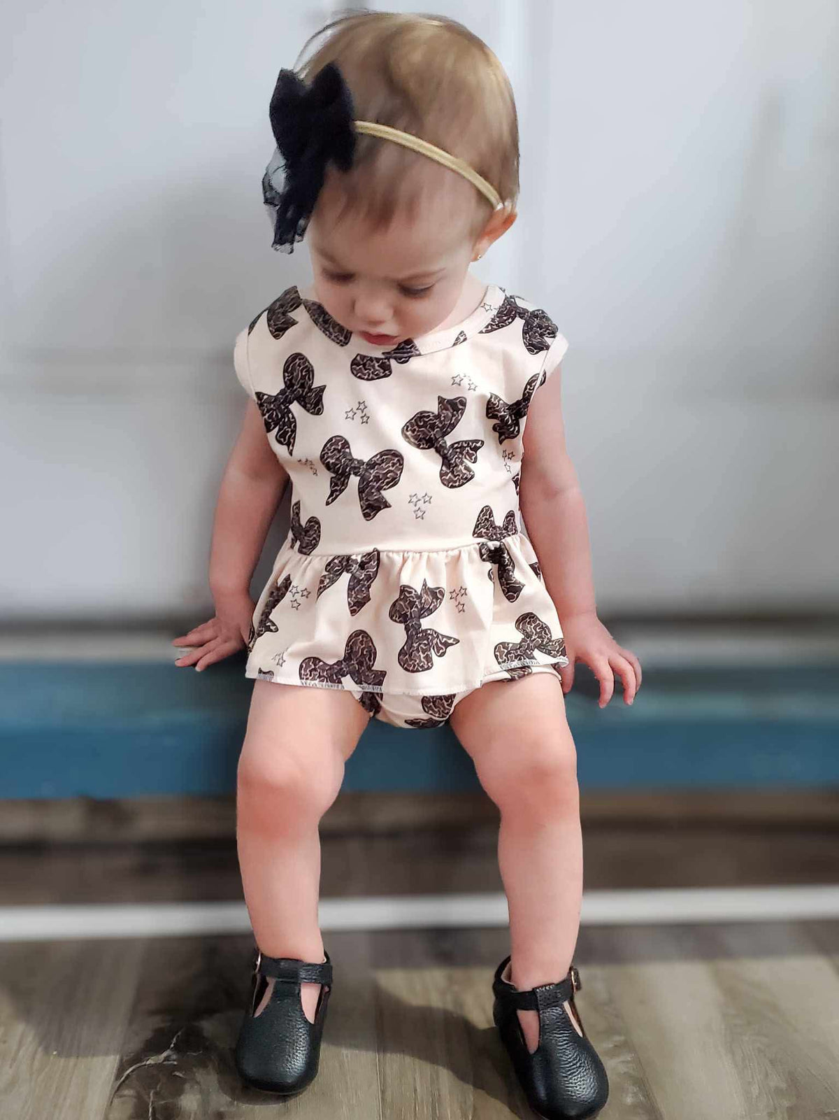Camo bows peplum set